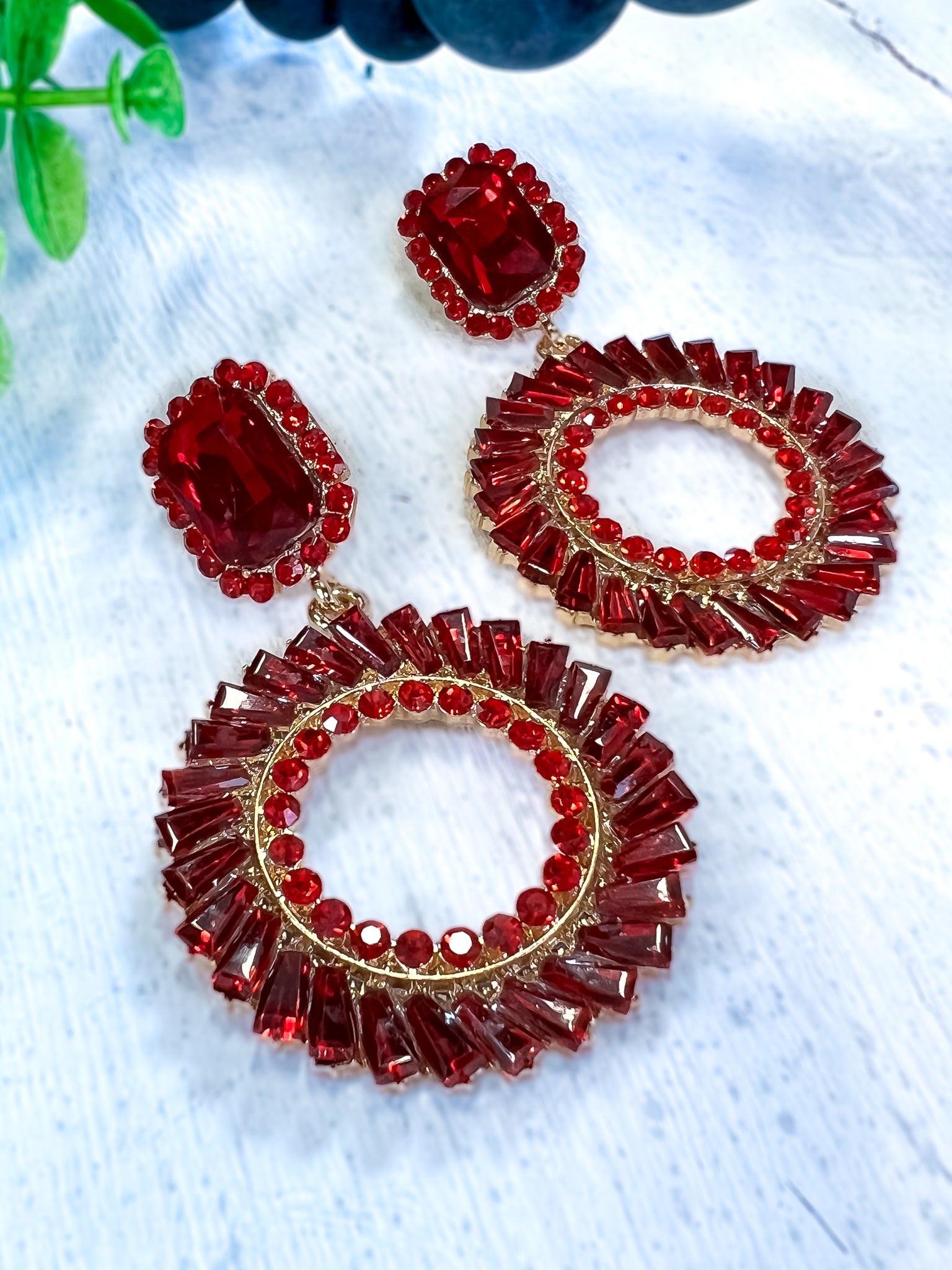 Stone Cluster Earrings | Red