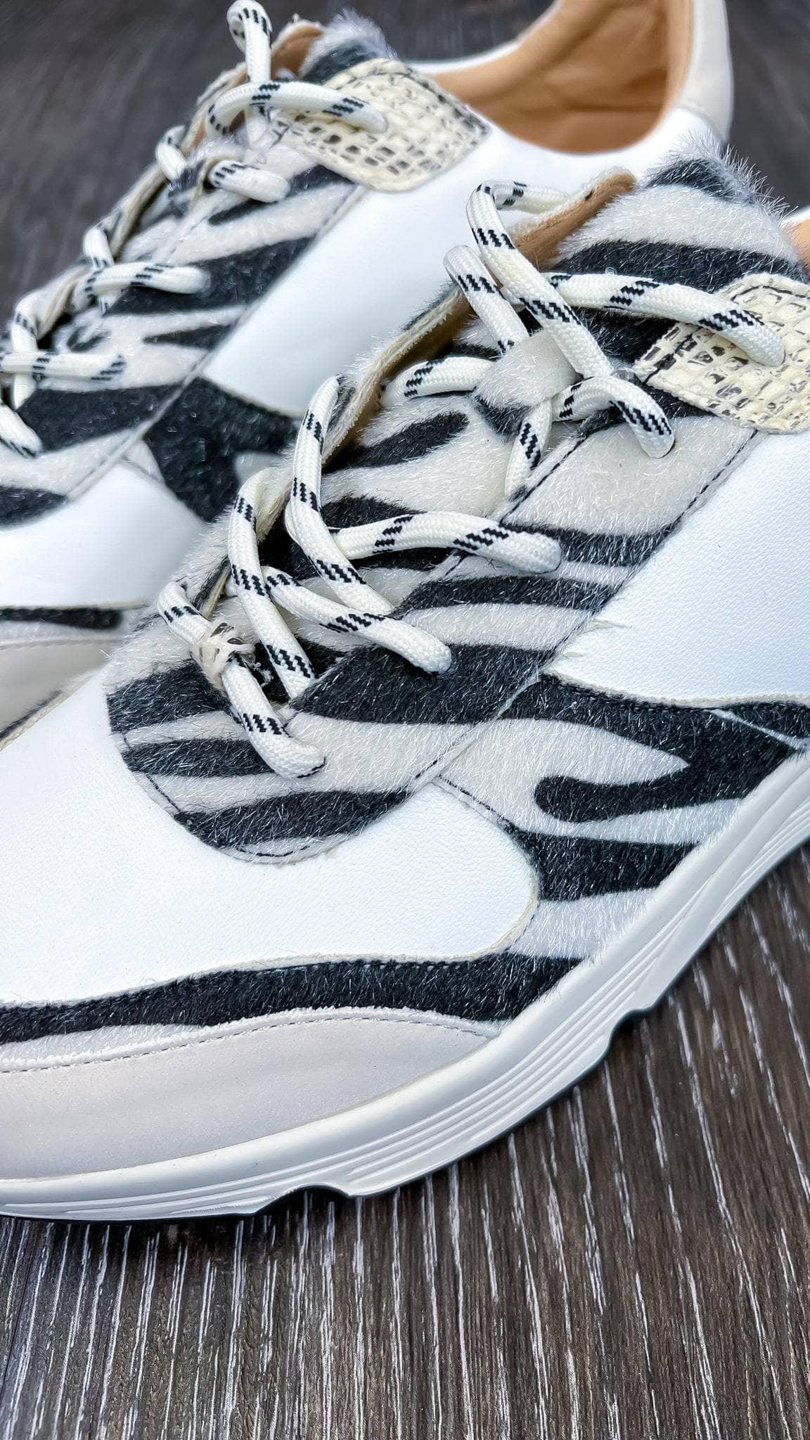 Beige Penelope Sneakers - The ZigZag Stripe