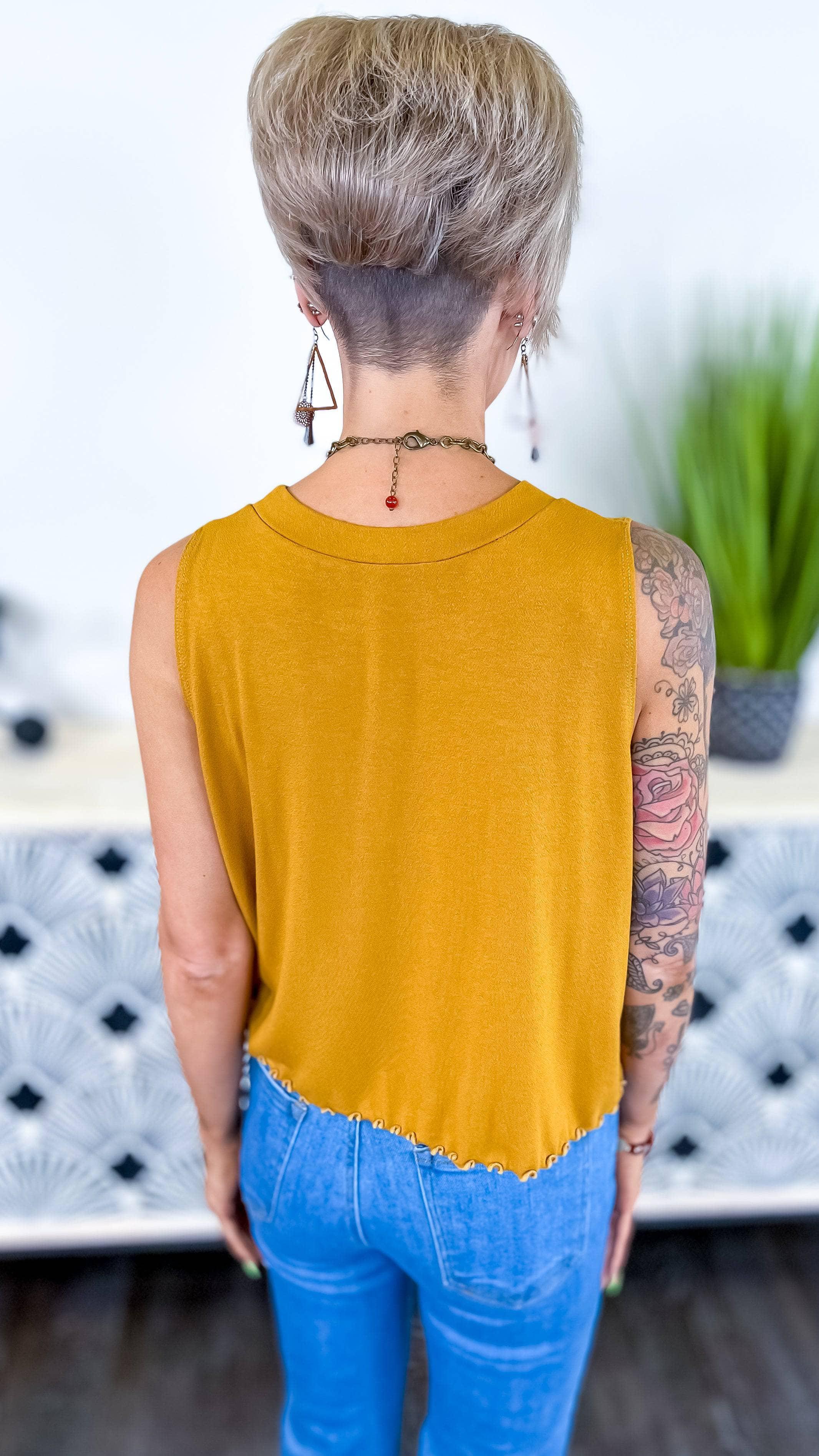 Mustard Into Motion Top [NO RETURNS] - The ZigZag Stripe